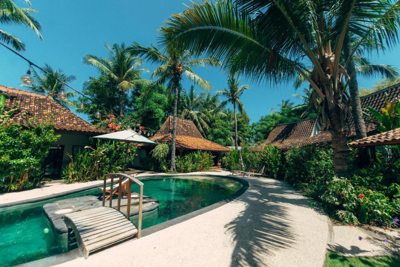 Coconut Garden Resort Quần đảo Gili Ngoại thất bức ảnh