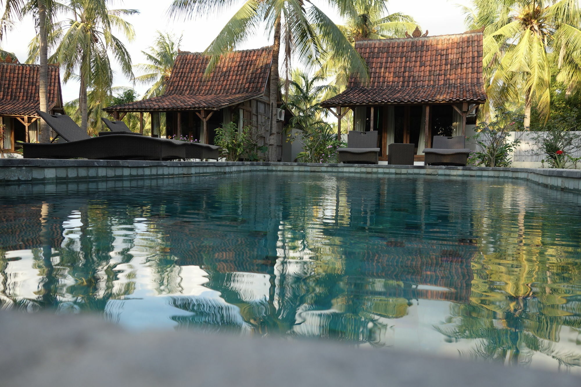 Coconut Garden Resort Quần đảo Gili Ngoại thất bức ảnh