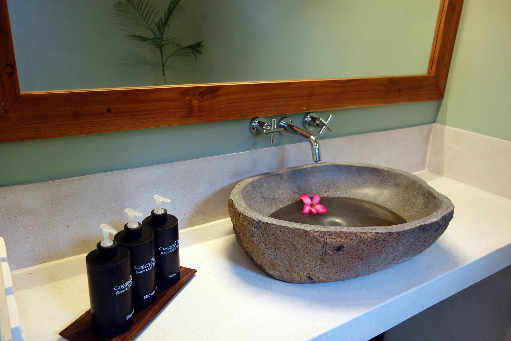 Coconut Garden Resort Quần đảo Gili Ngoại thất bức ảnh
